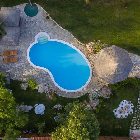 Вилла Kuca Za Odmor Joko I Jeka Bogatic Экстерьер фото
